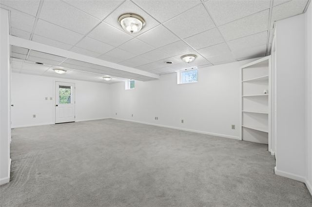 3011 Meyeridge Rd, Shaler, PA 15209
