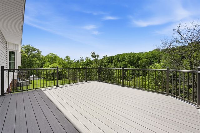 3011 Meyeridge Rd, Shaler, PA 15209