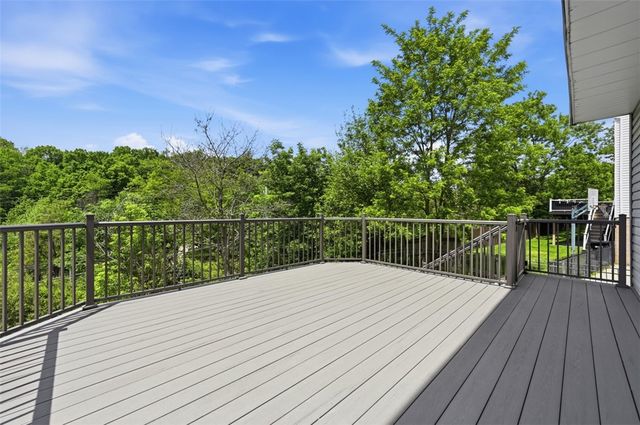 3011 Meyeridge Rd, Shaler, PA 15209