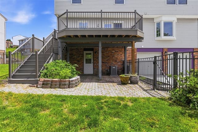 3011 Meyeridge Rd, Shaler, PA 15209