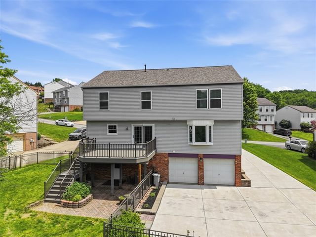 3011 Meyeridge Rd, Shaler, PA 15209