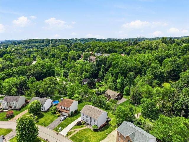 3011 Meyeridge Rd, Shaler, PA 15209