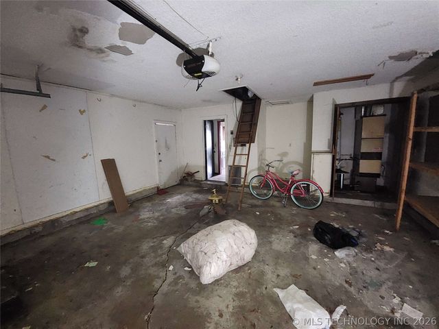 14803 E 33rd Place, Tulsa, OK 74134