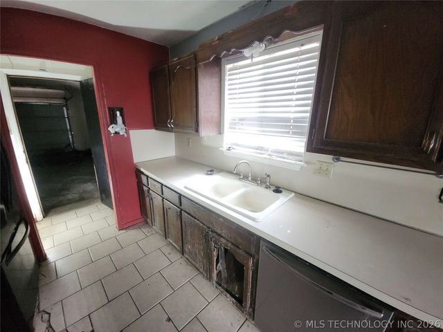 14803 E 33rd Place, Tulsa, OK 74134