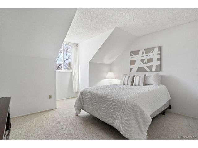 7076 S Elm Ct, Centennial, CO 80122