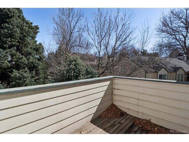 7076 S Elm Ct, Centennial, CO 80122