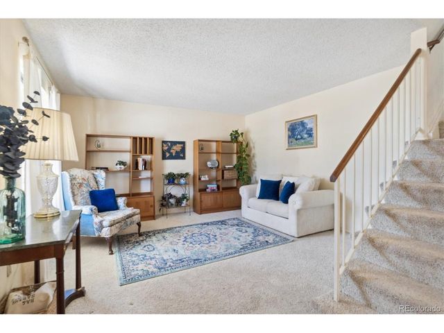 7076 S Elm Ct, Centennial, CO 80122