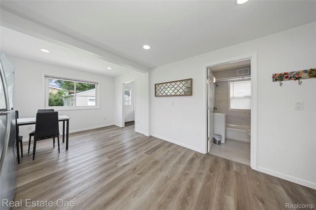 3420 Fairmont Road, Royal Oak, MI 48073