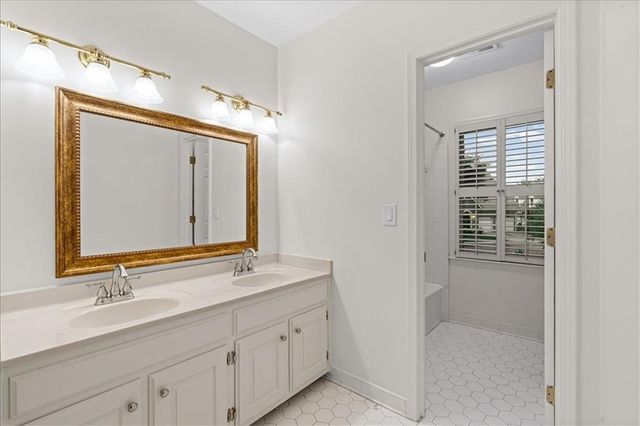 5316 Fairfield W, Atlanta, GA 30338