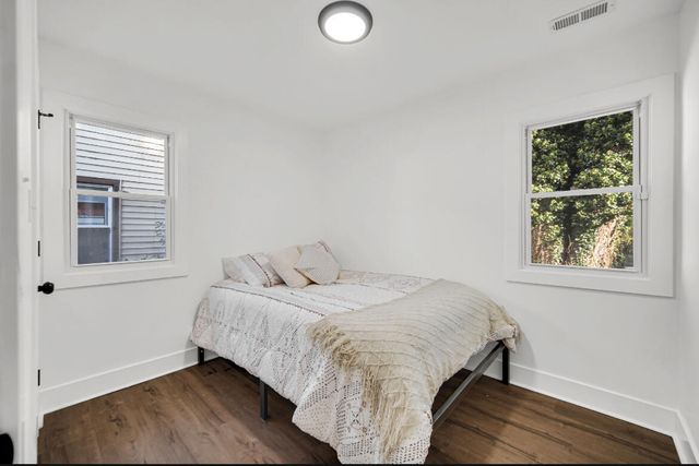 4514 E 10th Avenue, Gary, IN 46403