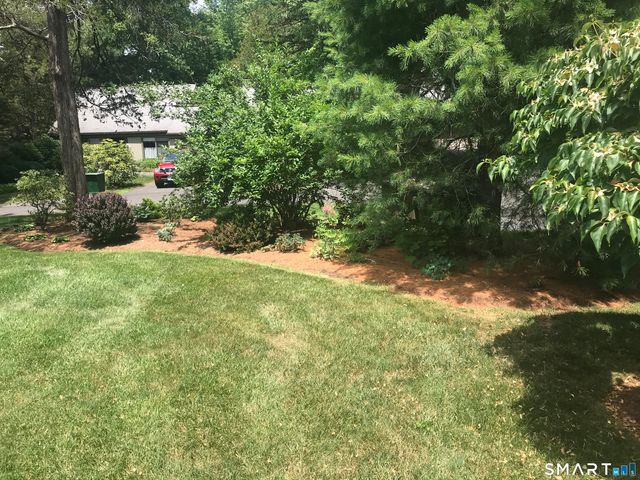 24-B Heritage Crest B, Southbury, CT 06488