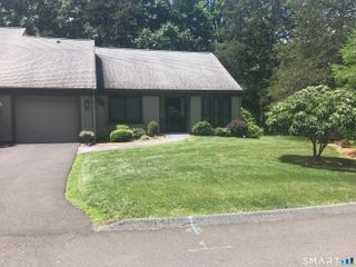 24-B Heritage Crest B, Southbury, CT 06488