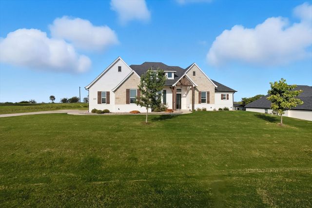 459 Red Bird Drive, Springtown, TX 76082