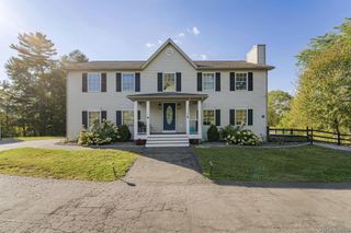 17 Brendella Court, Wallkill, NY 12589