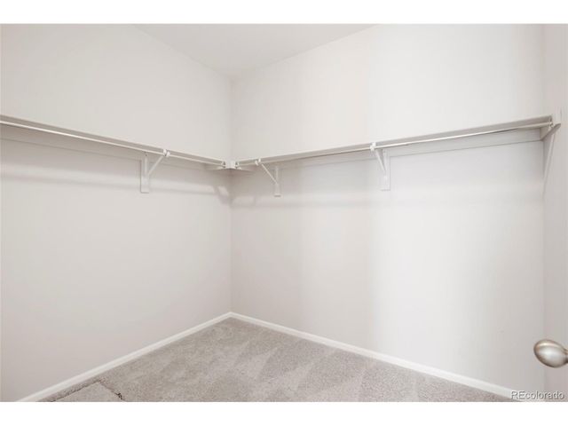 10526 Akron St, Commerce City, CO 80640