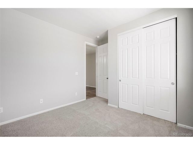 10526 Akron St, Commerce City, CO 80640