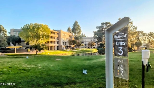 5122 N 31st Way 221, Phoenix, AZ 85016