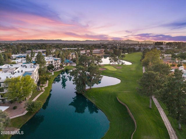 5122 N 31st Way 221, Phoenix, AZ 85016