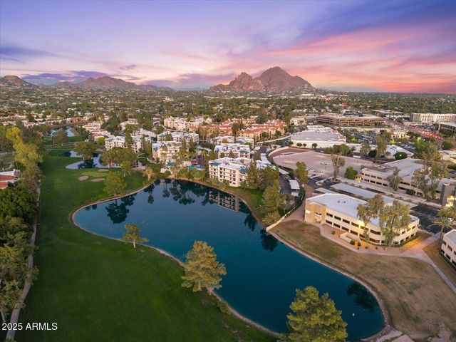 5122 N 31st Way 221, Phoenix, AZ 85016