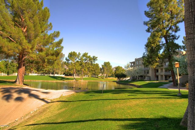 5122 N 31st Way 221, Phoenix, AZ 85016