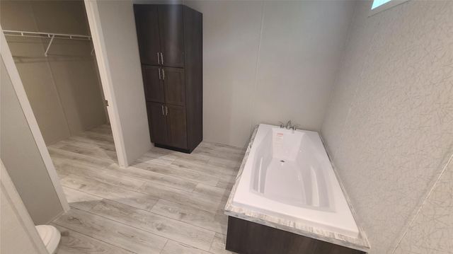 12610 Lewis Road, Cleveland, TX 77328