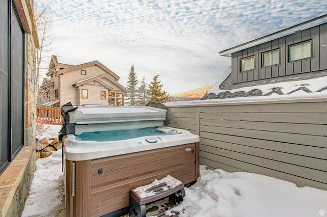 611 ROSSIE HILL DR, Park City, UT 84060