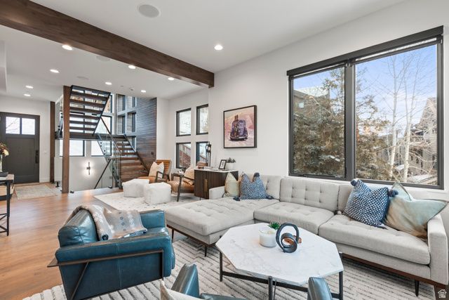 611 ROSSIE HILL DR, Park City, UT 84060