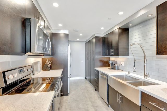 859 Jeffery Street 7030, Boca Raton, FL 33487