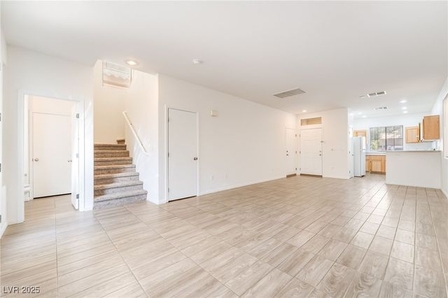 9699 Villa Lorena Avenue, Las Vegas, NV 89147