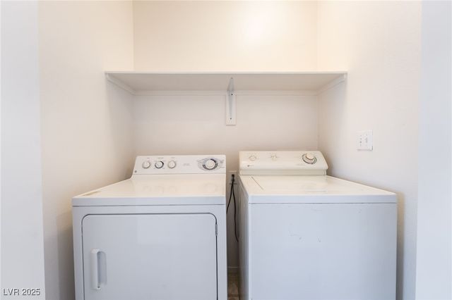 9699 Villa Lorena Avenue, Las Vegas, NV 89147