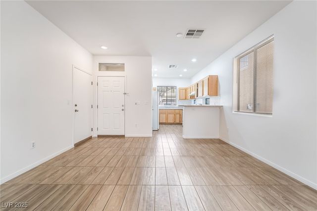 9699 Villa Lorena Avenue, Las Vegas, NV 89147