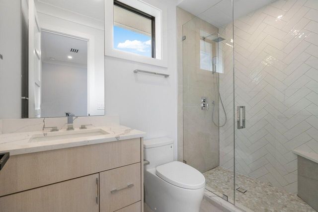 725 SE 4th Avenue, Delray Beach, FL 33483