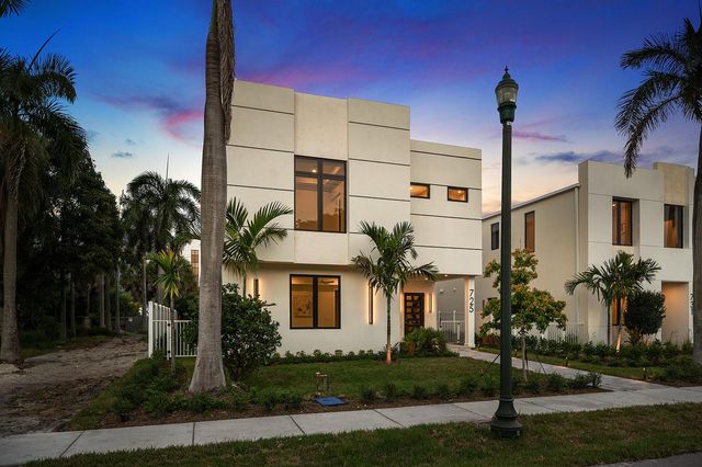 725 SE 4th Avenue, Delray Beach, FL 33483