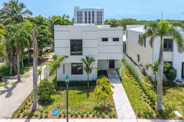 725 SE 4th Avenue, Delray Beach, FL 33483
