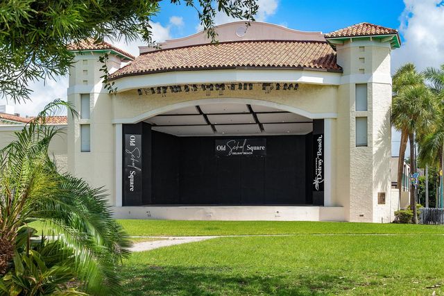 725 SE 4th Avenue, Delray Beach, FL 33483