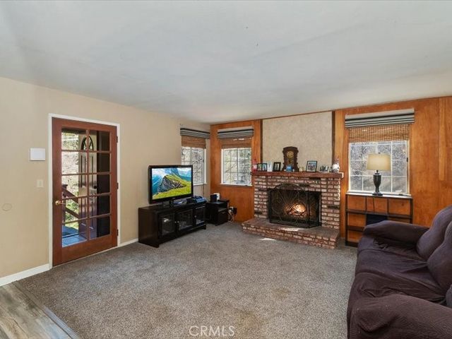 22547 Waters, Crestline, CA 92325