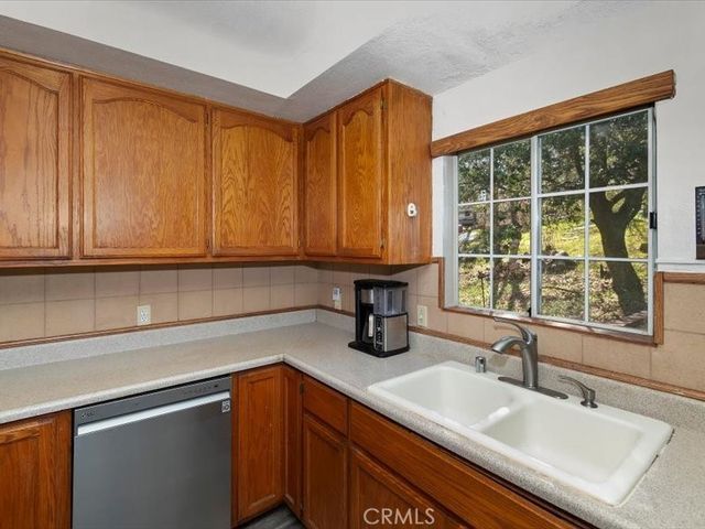 22547 Waters, Crestline, CA 92325