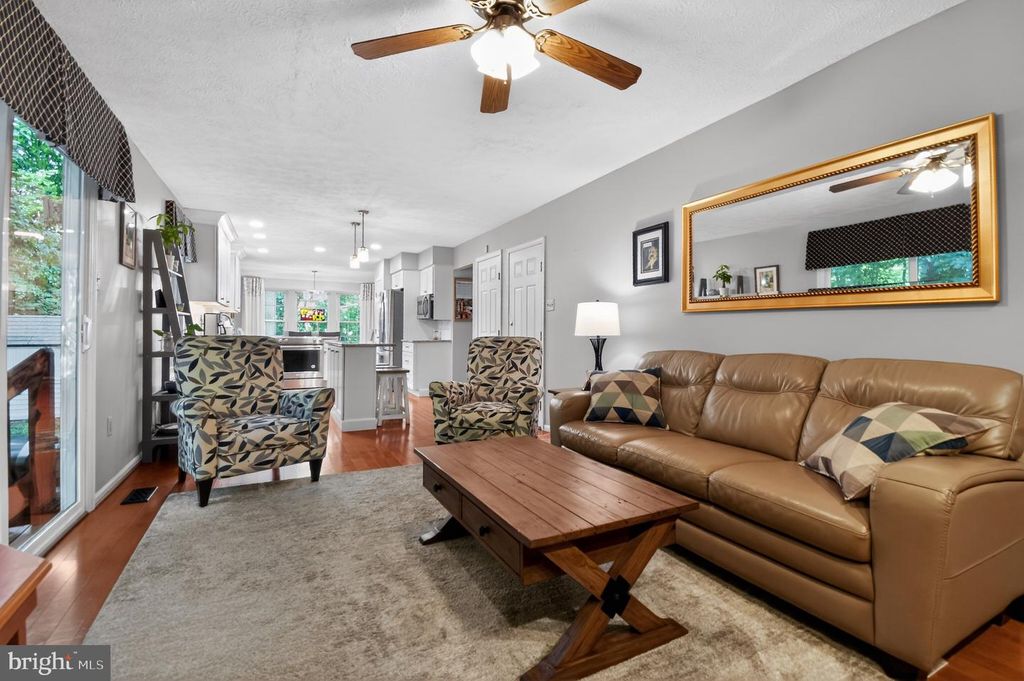 Image 12 of property listing at 1688 PATRICE CIR, Crofton, MD 21114
