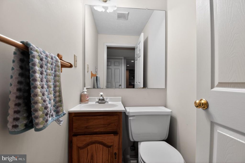 Image 29 of property listing at 1688 PATRICE CIR, Crofton, MD 21114
