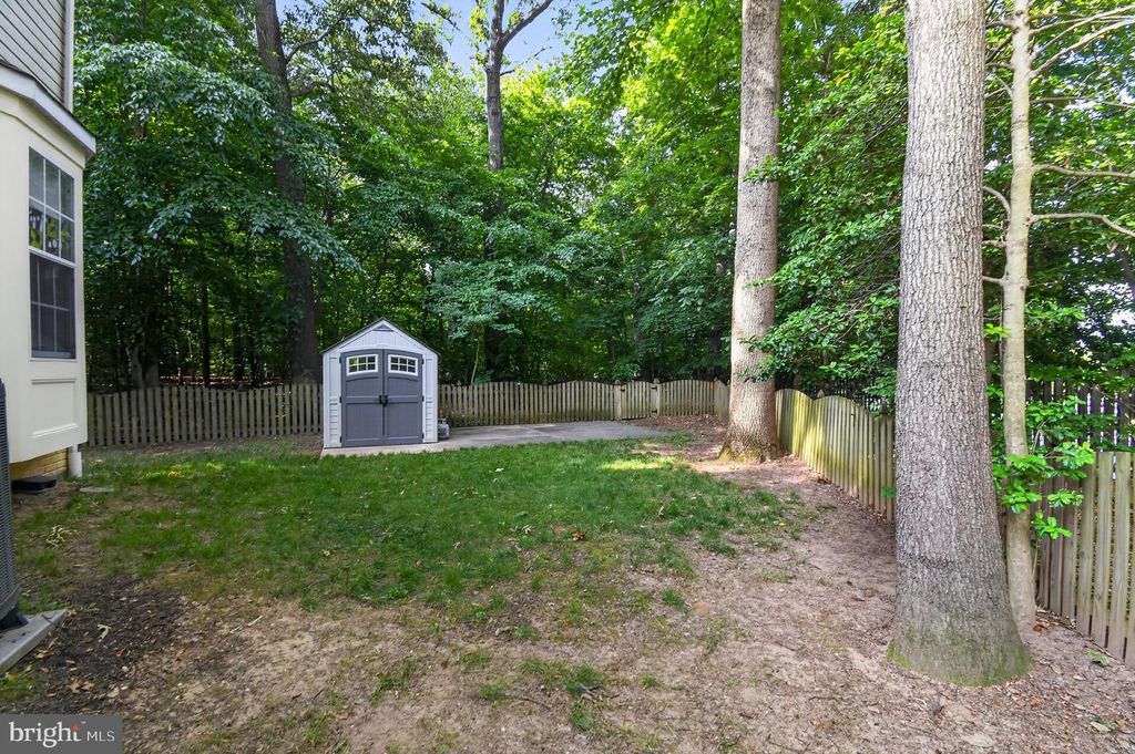 Image 34 of property listing at 1688 PATRICE CIR, Crofton, MD 21114
