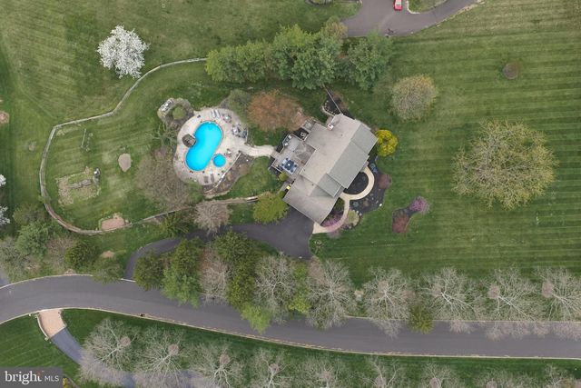 5455 MCGINNIS CT, Doylestown, PA 18902