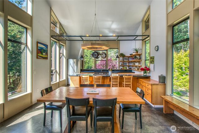 808 Pioneer Hill Road, Orcas Island, WA 98279