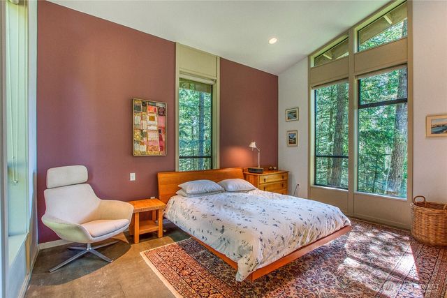 808 Pioneer Hill Road, Orcas Island, WA 98279