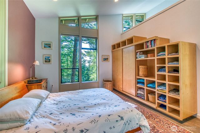 808 Pioneer Hill Road, Orcas Island, WA 98279