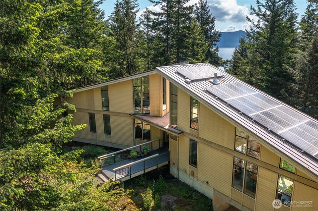 808 Pioneer Hill Road, Orcas Island, WA 98279
