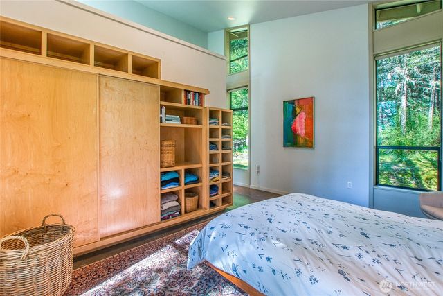 808 Pioneer Hill Road, Orcas Island, WA 98279