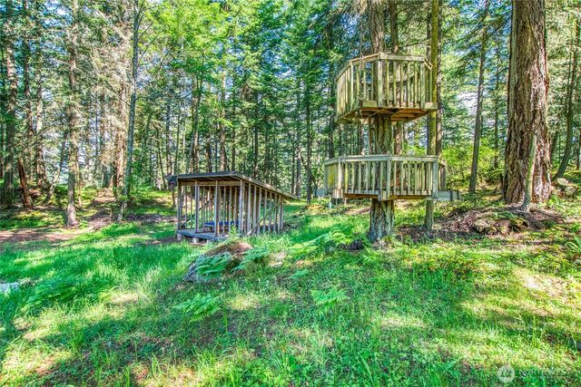 808 Pioneer Hill Road, Orcas Island, WA 98279