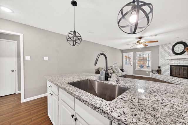 12043 Corona Lane, Houston, TX 77072