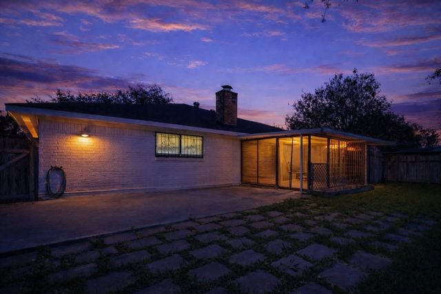 12043 Corona Lane, Houston, TX 77072