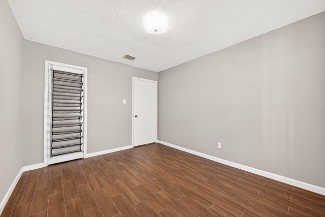 12043 Corona Lane, Houston, TX 77072